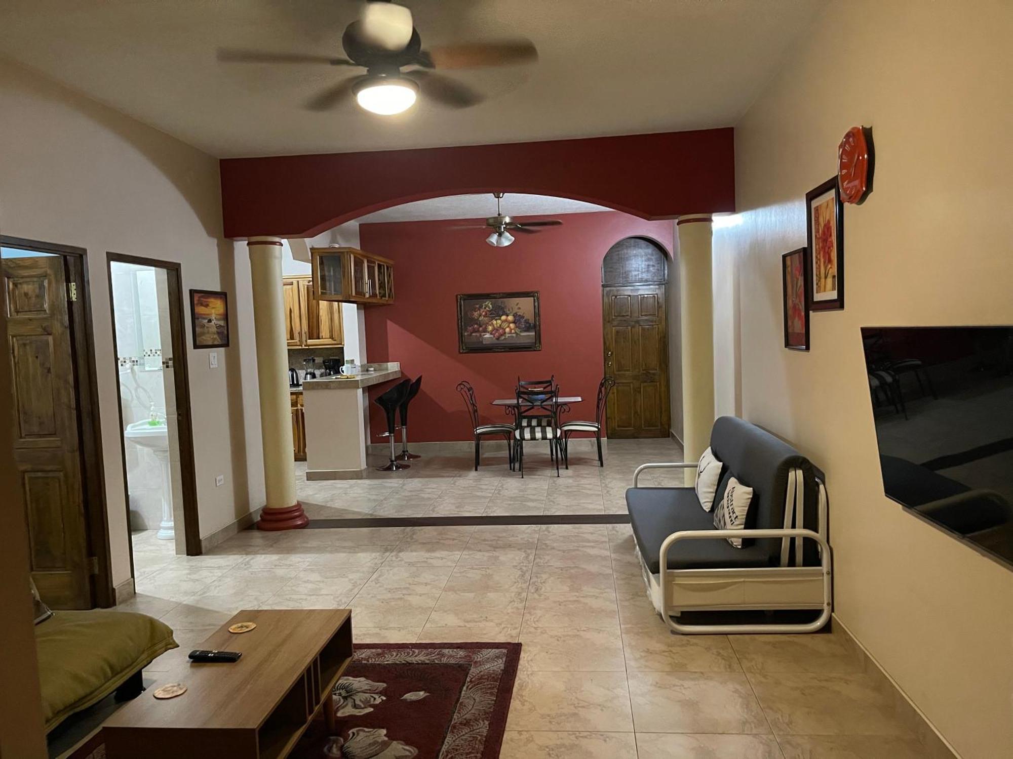 Le Quad - One Bedroom & Studio Apt - Private, Spacious & Secured Kingston Exterior foto